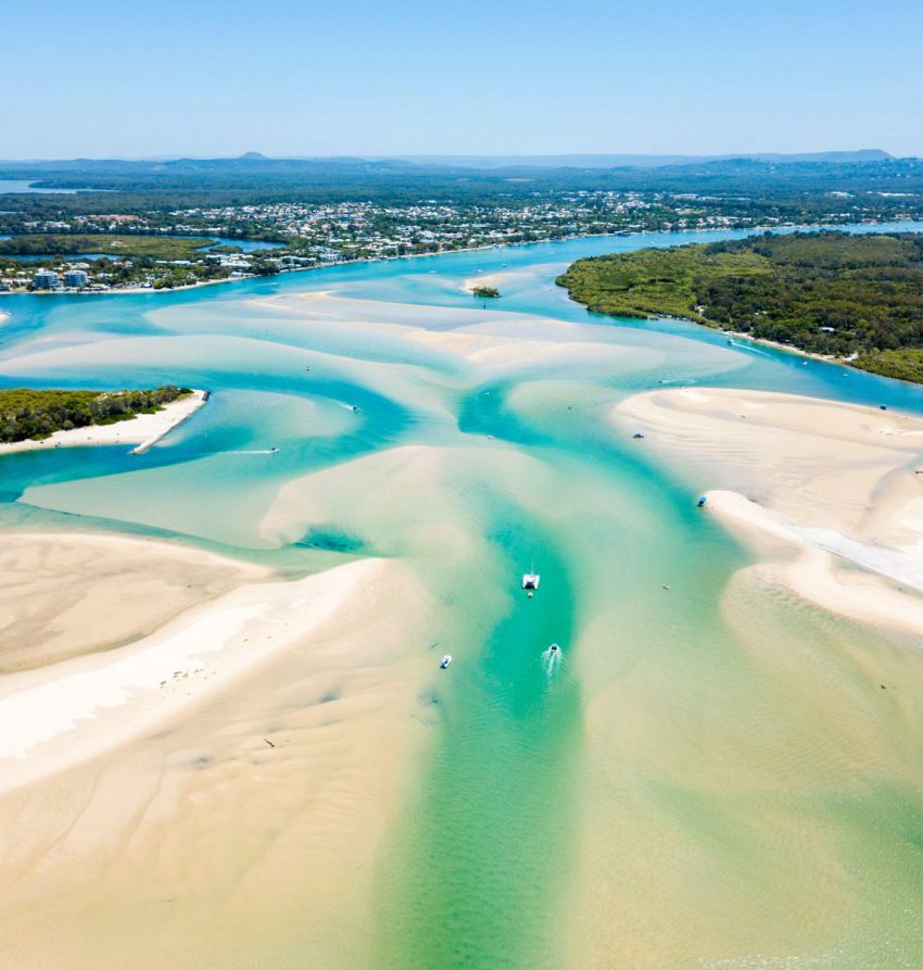 Real Time Noosa Intel In The Race To Christmas